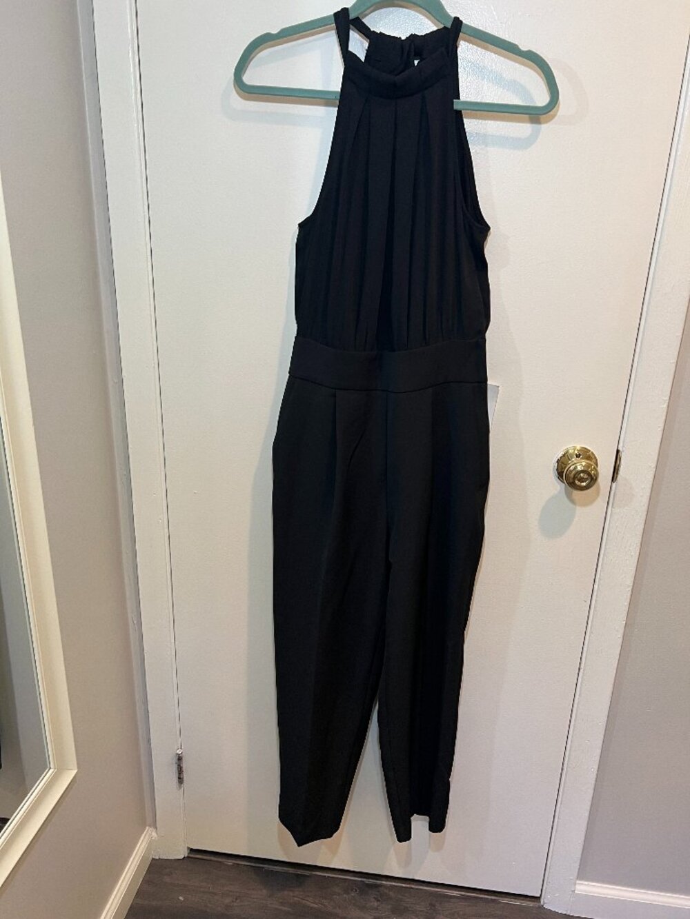 NWT H&M Black Halter Tie Neck Jumpsuit, Size 6